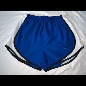 Athletic shorts